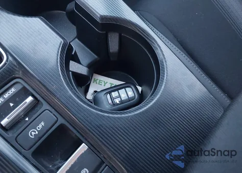 2024 Honda Civic Sport z USA, uszkodzony, nr VIN 19XFL2H85RE004041